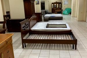 комерційна за адресою Шахтарської Слави пл. (Дзержинського), 1