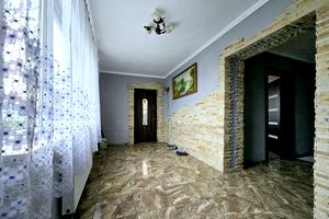 будинок за адресою Залізнична, 2
