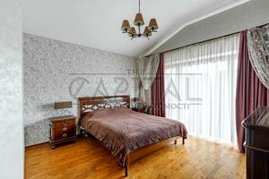 будинок за адресою 1 Травня вул., 18А