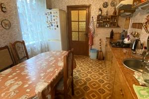 будинок за адресою с. Дніпровське, Горького