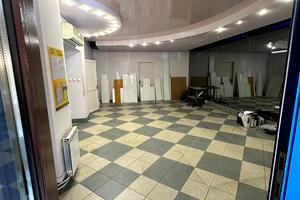 коммерческая по адресу Каменецкая ул., 1
