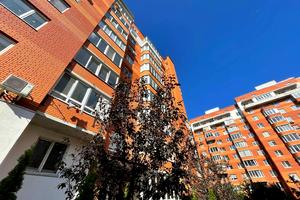 квартира за адресою Злуки просп., 47