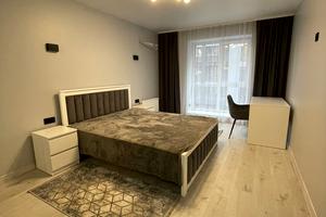 квартира за адресою Залізнична вул., 7а