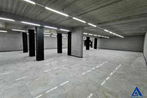коммерческая по адресу Ривненская ул., 25