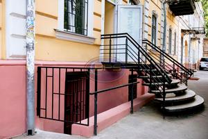 комерційна за адресою Одеса, Велика Арнаутська вул., 55