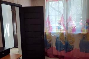 комерційна за адресою Канатна вул., 10