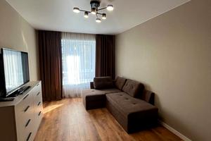 квартира по адресу Домбровського ул., 3