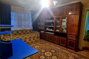 квартира за адресою В'ячеслава Чорновола вул., 5