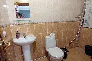 комерційна за адресою Юрія Литвинського вул. (Російська), 45В