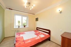 квартира за адресою Леся Курбаса просп., 15
