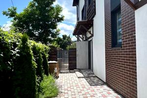 будинок за адресою Українська вул., 30б