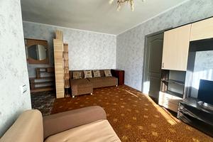 квартира за адресою Олександра Довженка вул. (Толстого), 120