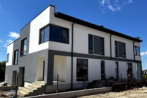 будинок за адресою Карпатська, 45