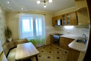 квартира за адресою Оноре де Бальзака вул., 10
