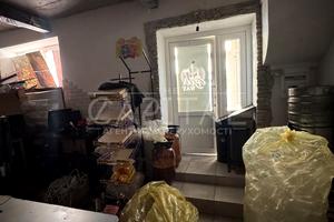 комерційна за адресою Бишівська вул., 7