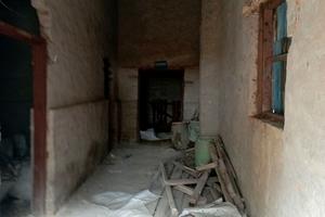 комерційна за адресою 8-го березня, 48