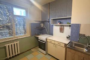 квартира за адресою Владислава Бувалкіна вул. (Бочарова Генерала), 42