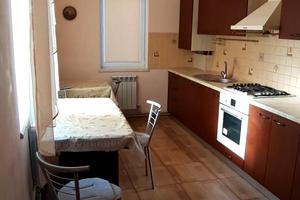 будинок за адресою Подвійна вул. (9 Січня)