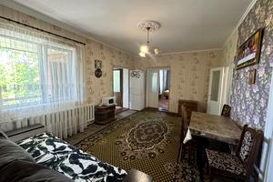 будинок за адресою Молодіжна
