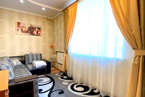 квартира за адресою Чорноморська вул., 8