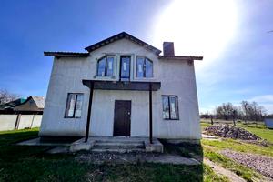 будинок за адресою Шкільна, 8