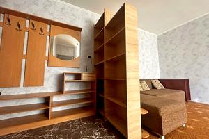 квартира за адресою Олександра Довженка вул. (Толстого), 120