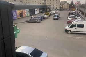 коммерческая по адресу Симона Петлюры ул., 4б
