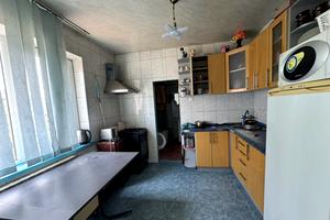 дом по адресу Парниковая ул.
