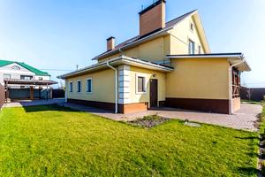 будинок за адресою Радужная, 10