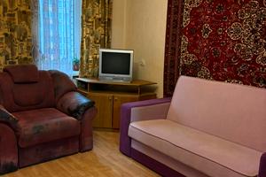 квартира за адресою Анни Ахматової вул., 35-Б