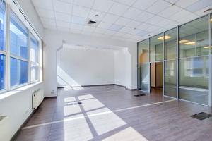 комерційна за адресою Охтирський пров., 7
