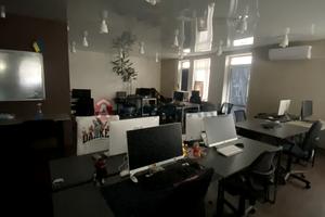 комерційна за адресою Львівська вул., 22