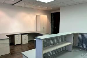 коммерческая по адресу Науки просп., 3
