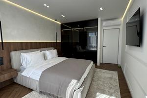квартира за адресою Юліана Пелеша вул., 2