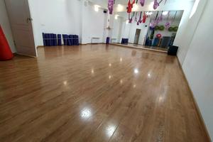 комерційна за адресою Роксоляни вул., 61
