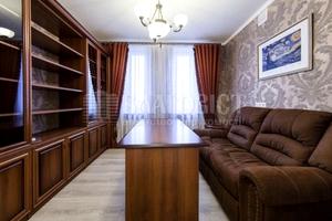 будинок за адресою Максима Рильського вул.