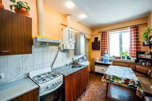 будинок за адресою Постова вул., 41/33