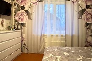 дом по адресу Радісна вулиця