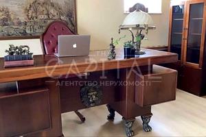 будинок за адресою Центральна вул., 30-В