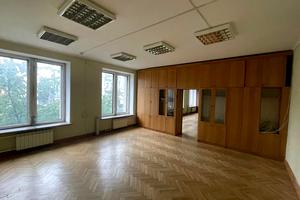 коммерческая по адресу Антоновича, 29