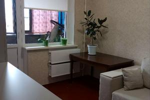 квартира за адресою Захисників України вул., 32