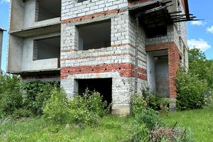 будинок за адресою Дачна