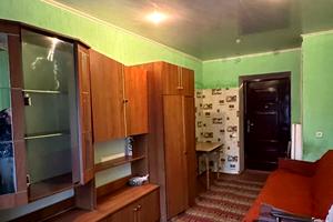 кімната за адресою Олега Антонова вул. (Карла Маркса), 6