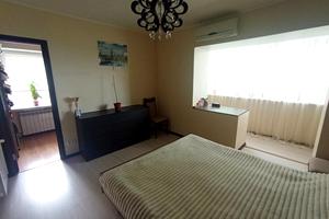 квартира за адресою Кленова вул., 1