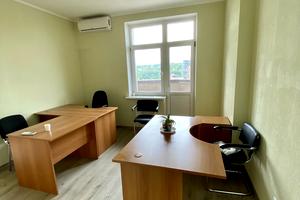 коммерческая по адресу Антоновича ул. (Горького), 103