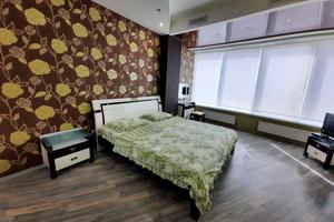 квартира за адресою Королеви Єлизавети ІІ вул. (Глинки), 2