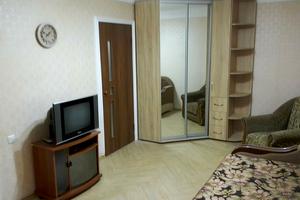 квартира за адресою Яценка вул., 8