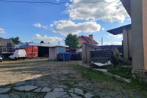 комерційна за адресою Дружби вул., 3