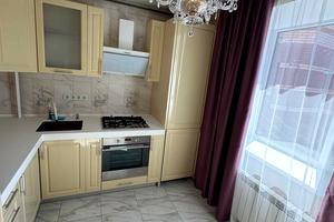 квартира по адресу Володимирська ул., 1