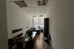 комерційна за адресою Кудрявський узвіз, 4-А